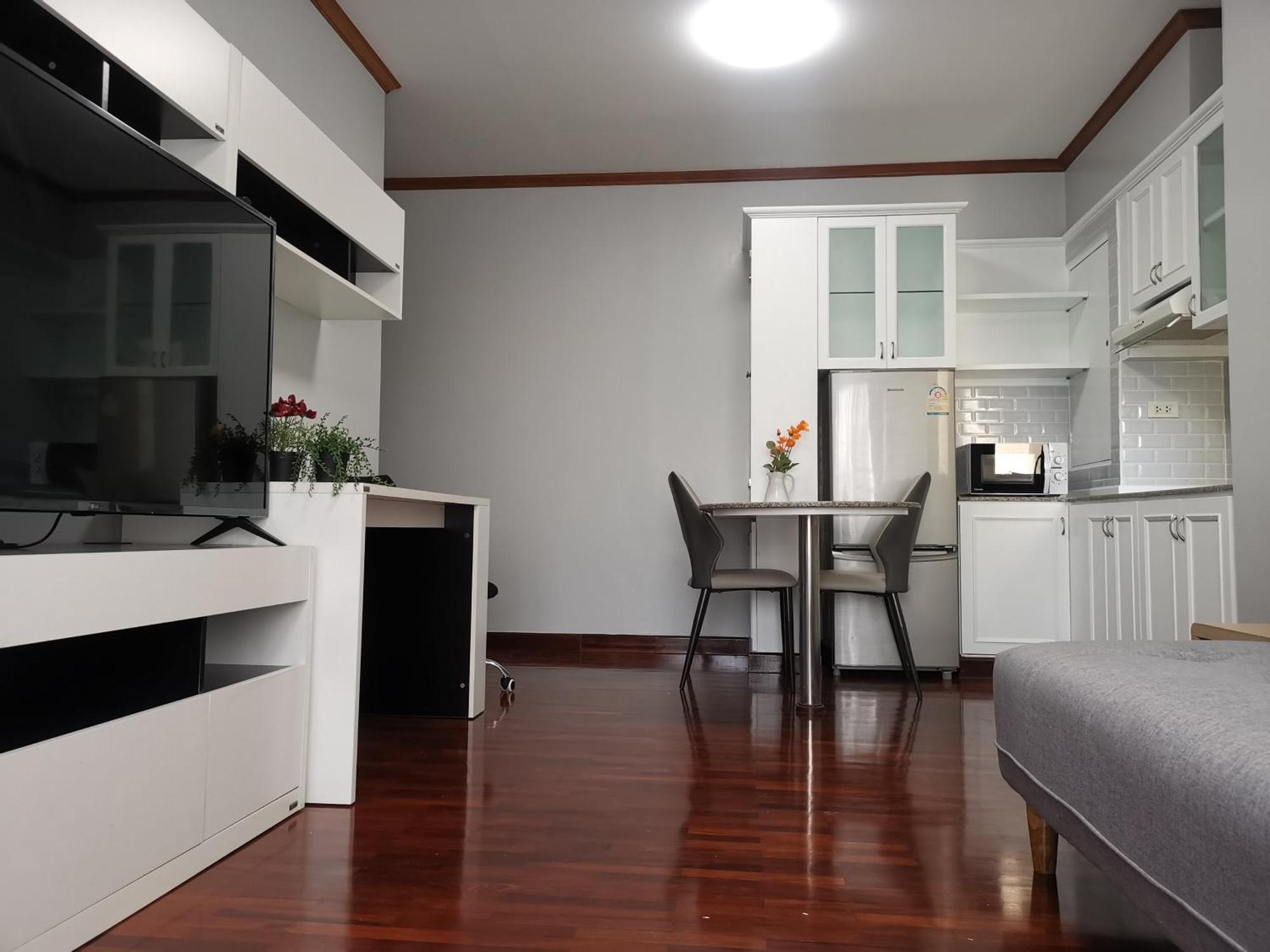 Cozy 1Br Walk To Bts And Airport Rail Link Close To Malls G7 Бангкок Экстерьер фото