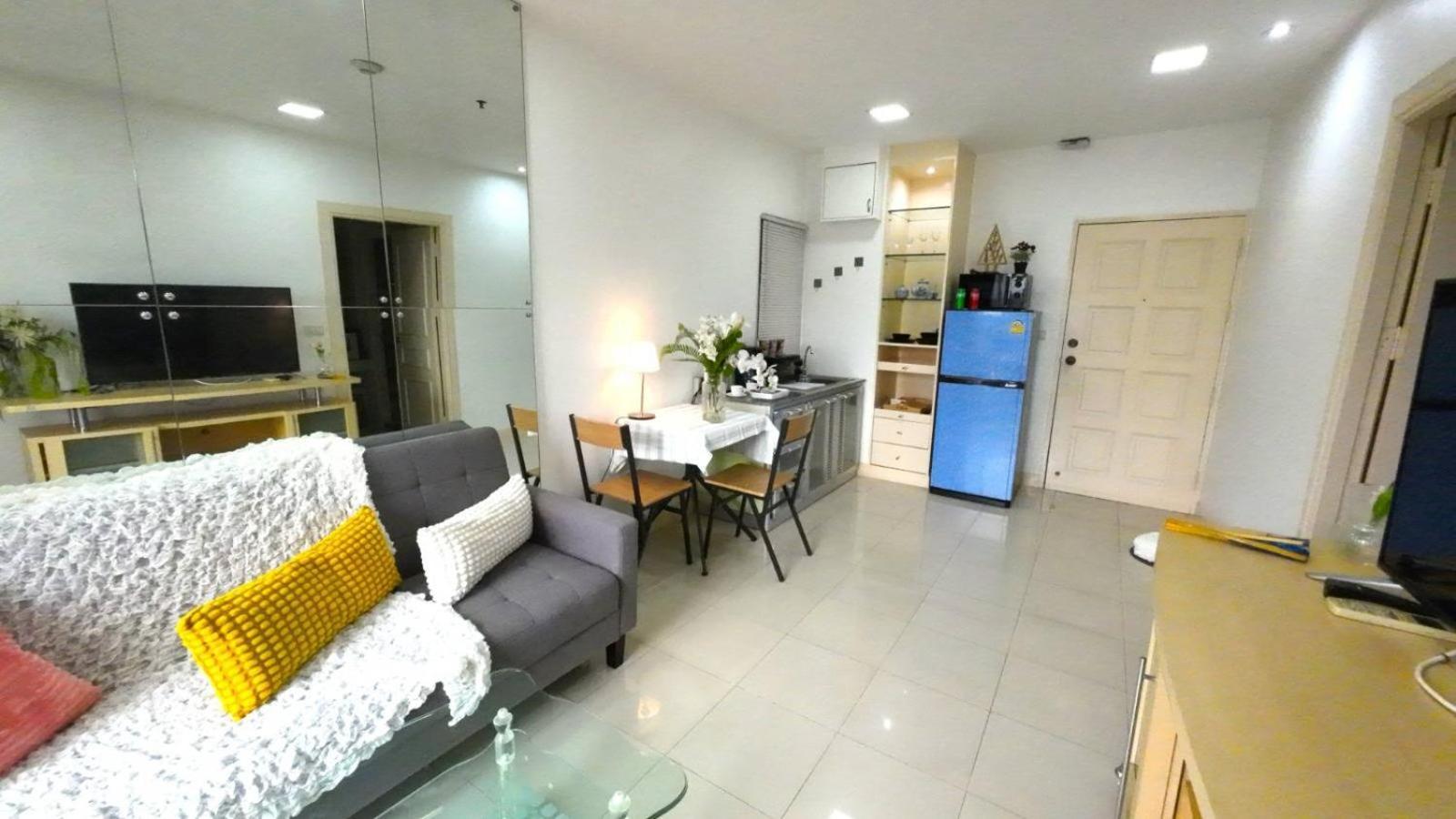 Cozy 1Br Walk To Bts And Airport Rail Link Close To Malls G7 Бангкок Экстерьер фото